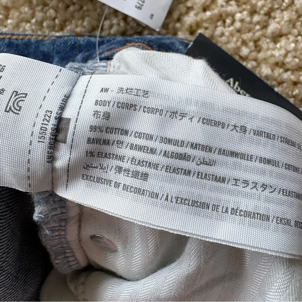 Abercrombie & Fitch The Ankle Straight Ultra High Rise Jeans 36/22S Curve Love‎